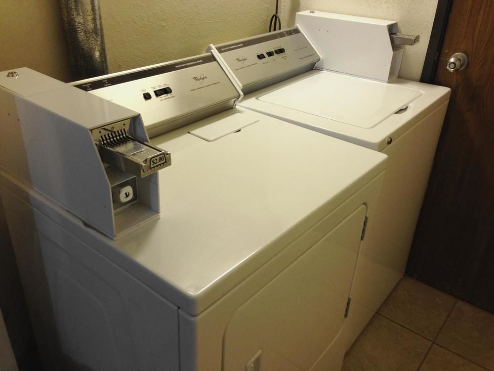 Super 8 By Wyndham Hagerstown I-70 Motel Bagian luar foto